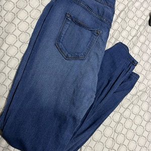 Fashion Nova open knee jeans